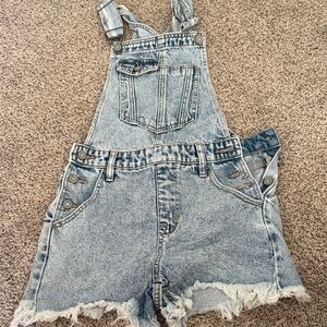 Light Wash Denim Short Overalls - Women's Casual Bib Shorts